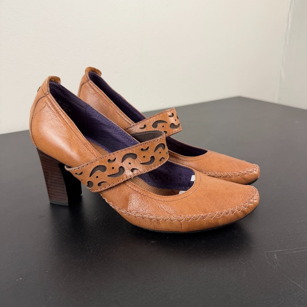 Indigo By Clarks Mary Jane Pump Heels Womens 8M Brown Leather Comfort Career